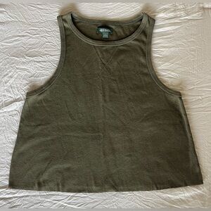 Cropped tank top